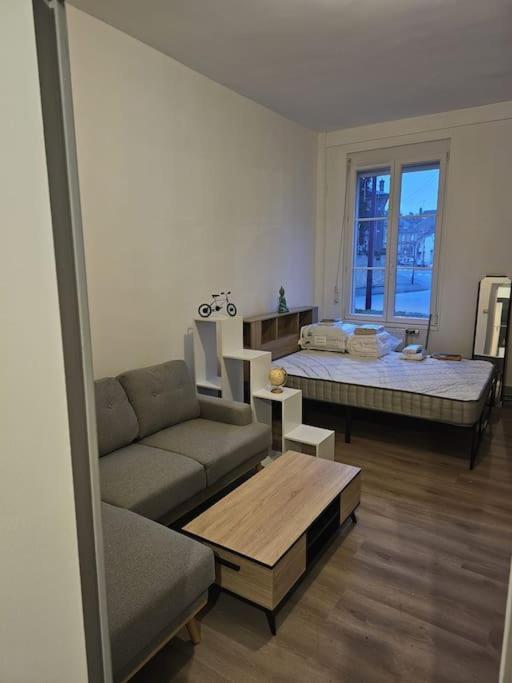 Charmant Petit Pont Ardennais/Cosy/T1/Wifi/Parking Sedan Εξωτερικό φωτογραφία